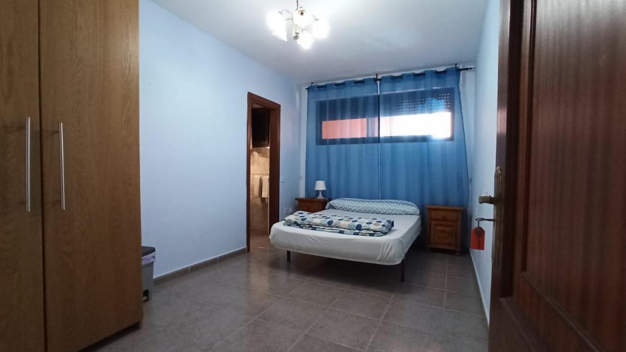 Los Cristianos Centro, Room With A Private Bathroom In Shared Apartment Arona  Ngoại thất bức ảnh